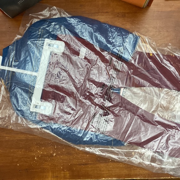 3 PC Set 7 For all mankind Denim Jacket + Pants + T-shirt - Picture 3 of 5